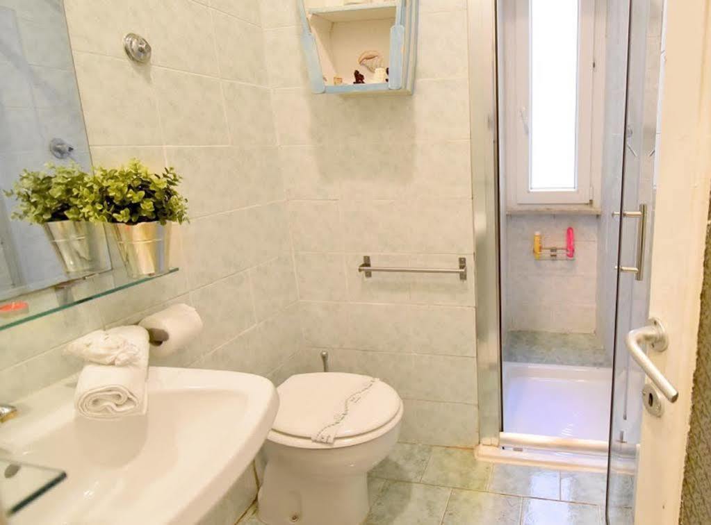 Mameli Hotel Rome Exterior photo